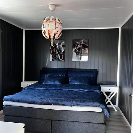 Treroms Leilighet Sentralt Pa Apartment *